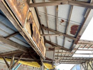 倉庫の屋​​根修理（工場）をお考えの方へ屋根修理に関する基礎知識を紹介します