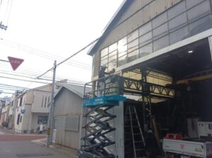 ハンガードア吊車交換工事
